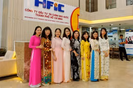 Gallery - ÔNG PHẠM PHÚ QUỐC CÓ 2 QUỐC TỊCH - image 12