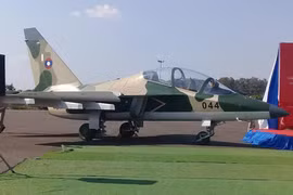 Video: Nga chính thức chuyển giao 4 máy bay Yak-130 cho Lào