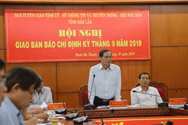 Xác minh thông tin nữ Phó phòng Hành chính chưa có bằng cấp 3