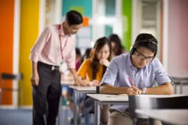 Chi vài chục triệu luyện IELTS, thí sinh "chết đứng" vì kỳ thi tạm dừng