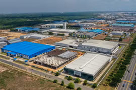 Giá thuê đất khu công nghiệp một số khu vực miền Nam - Bắc tăng 