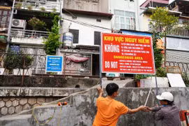 Phố cà phê đường tàu trước ngày tạm đóng cửa