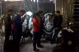 Xót xa đám tang sinh viên bị đâm chết ở giảng đường
