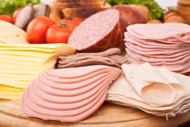 Điểm mặt 7 loại vi khuẩn gây bệnh trú trong thực phẩm