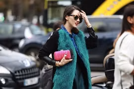 Street style đa sắc màu bên lề Paris Fashion Week 