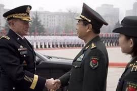 Tướng Dempsey: Trung Quốc chớ “ỷ mạnh hiếp yếu” 