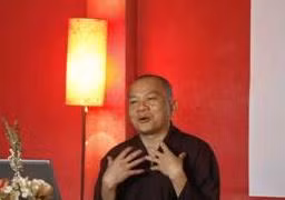 Thêm một hiện tượng “giả trang Phật giáo“