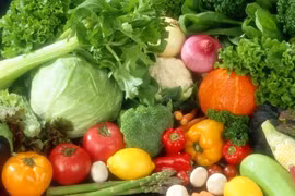 Ăn rau củ quả màu cam giúp giảm nguy cơ ung thư vú