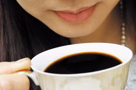 Uống cà phê, trà đặc có phát sinh ung thư? 