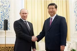 Nga, Trung “bắt tay” đối phó Mỹ