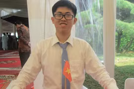 Việt Nam giành 2 HCV Olympic Vật lý quốc tế 2013 