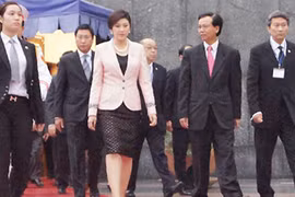 Những lần bảo vệ chính khách của nữ cảnh vệ
