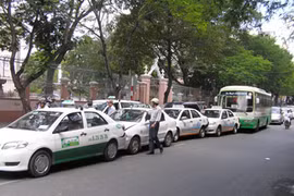 Hà Nội sẽ dùng vé điện tử cho vận tải công cộng