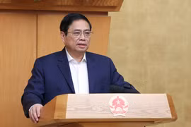Không được yêu cầu người dân xuất trình sổ hộ khẩu, sổ tạm trú