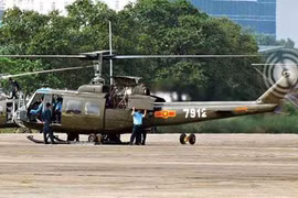 Gallery - Máy Bay Trực Thăng UH 1 Rơi - image 9