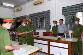 Kỷ luật cảnh cáo Giám đốc và Phó Giám đốc Sở Y tế Trà Vinh