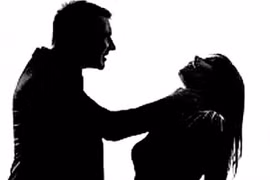 Sắp chết vì ung thư chồng rắp tâm sát hại vợ