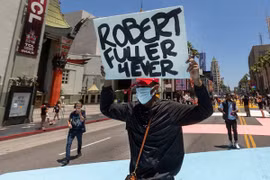 Gallery - Biểu tình, bạo loạn ở Mỹ - image 5