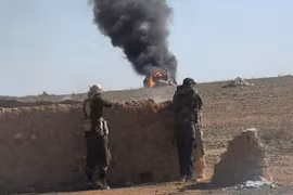 Khủng bố IS tấn công dữ dội, tàn sát binh sĩ Quân đội Syria