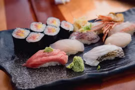 Sự thật bất ngờ về món sushi nổi tiếng ở đất nước Nhật Bản