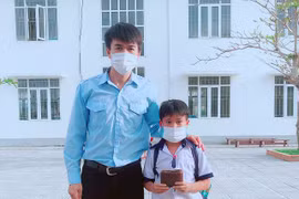 Học sinh lớp 5 trả lại gần 9 triệu đồng cho người đánh rơi