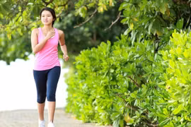 Đi bộ nhanh hay chậm sẽ sống lâu hơn? 