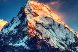 Video: Thực hư việc Everest không phải đỉnh núi cao nhất trên thế giới?