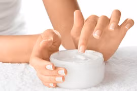 Tác dụng của mỹ phẩm hết hạn