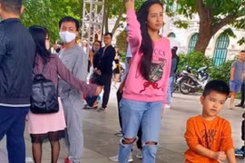 Mai Phương Thuý trông ra sao khi bị cư dân mạng chụp lén?
