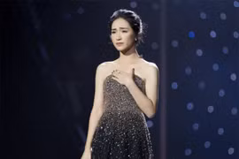 Hòa Minzy sang Hàn Quốc chụp ảnh cưới cùng bạn trai đại gia?