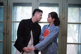 Gallery - Lưu Đê Ly ẩu đả với antifan  - image 1
