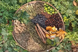 Bỏ phố về quê khởi nghiệp từ đồ handmade, làm không kịp bán