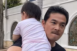 Quách Ngọc Ngoan khoe con gái cưng lớn phổng phao và đáng yêu