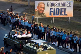 Gallery - Lãnh Tụ Cuba Fidel Castro Qua Đời - image 1