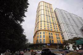 Tòa nhà dát vàng ở Hà Nội được lên báo Trung Quốc