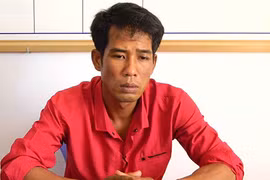 Đâm chủ nợ tại đám tang rồi nhờ người đưa đi cấp cứu