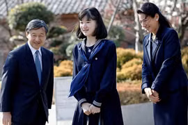 Gallery - Nhật hoàng Akihito thoái vị - image 1