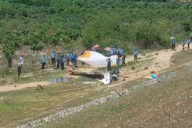 Gallery - Máy bay quân sự rơi ở Khánh Hòa - image 3