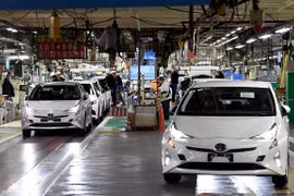 Toyota đầu tư gần 2 tỷ USD phát triển xe hybrid