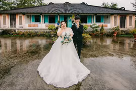 Đôi vợ chồng đi 13 tỉnh thành chụp ảnh cưới