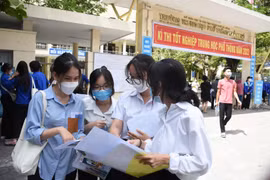 Phổ điểm thi tốt nghiệp THPT: Tiếng Anh 51,5% đạt điểm dưới trung bình