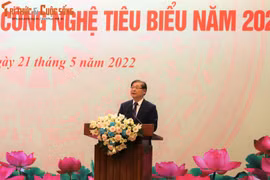 Gallery - HỘI NGHỊ VINH DANH TRI THỨC TIÊU BIỂU TOÀN QUỐC - image 18