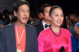 NSND Bùi Bài Bình kể về hôn nhân 42 năm với bạn cùng lớp 
