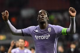 Chelsea chi gần 50 triệu USD để mua Axel Disasi
