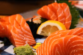 Vì sao người Việt chi tới 30 USD mua 1kg cá hồi Na Uy?