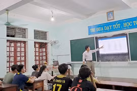 Giáo viên vùng cao Nghệ An dạy miễn phí cho học sinh cuối cấp
