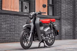 Cận cảnh chiếc xe số có giá cao hơn xe SH