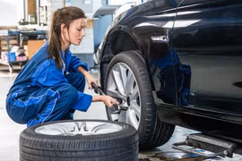 Những bộ phận nào của ô tô nên kiểm tra thường xuyên?