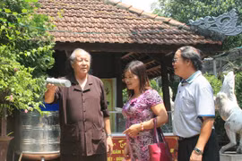 Bí kíp cụ ông 80 tuổi “cưa đổ” cô gái 27 tuổi