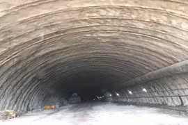 Thông hầm dự án đường cao tốc Đà Nẵng – Quảng Ngãi